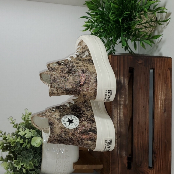 CONVERSE CTAS LIFT HI  PLATFORM  WOMEN SZ / 570533C - Picture 4 of 10